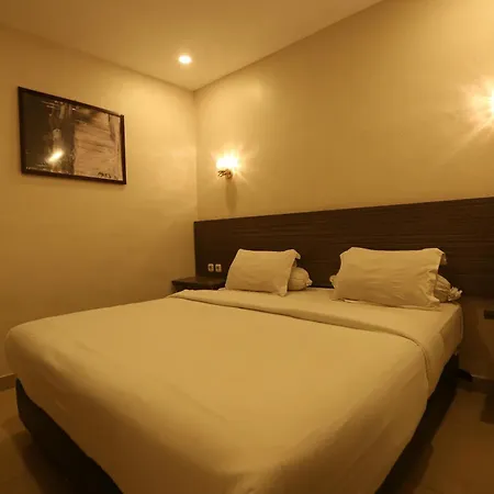 De'Tonga Hotel Medan Exterior photo