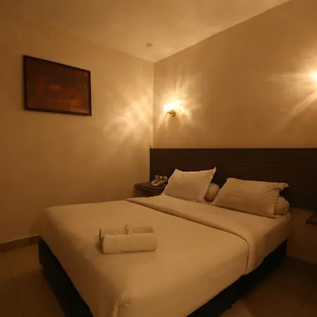 De'Tonga Hotel Medan Exterior photo
