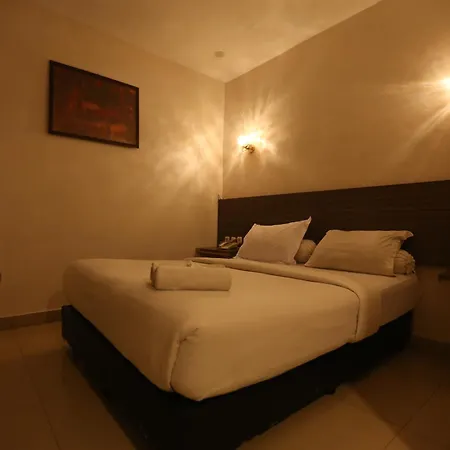 De'Tonga Hotel Medan Exterior photo